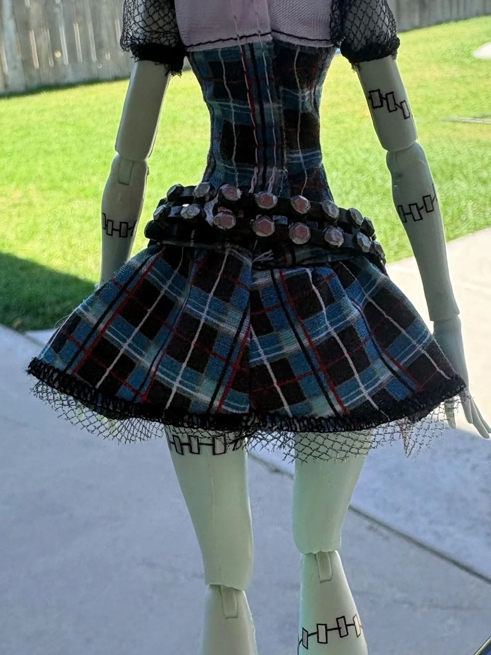 Monster High Frankie Stein  1st Wave black elastics  COMPLETE!